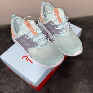 BRAND NEW TODDLER GIRL BLUE SIZE 12 SNEAKERS